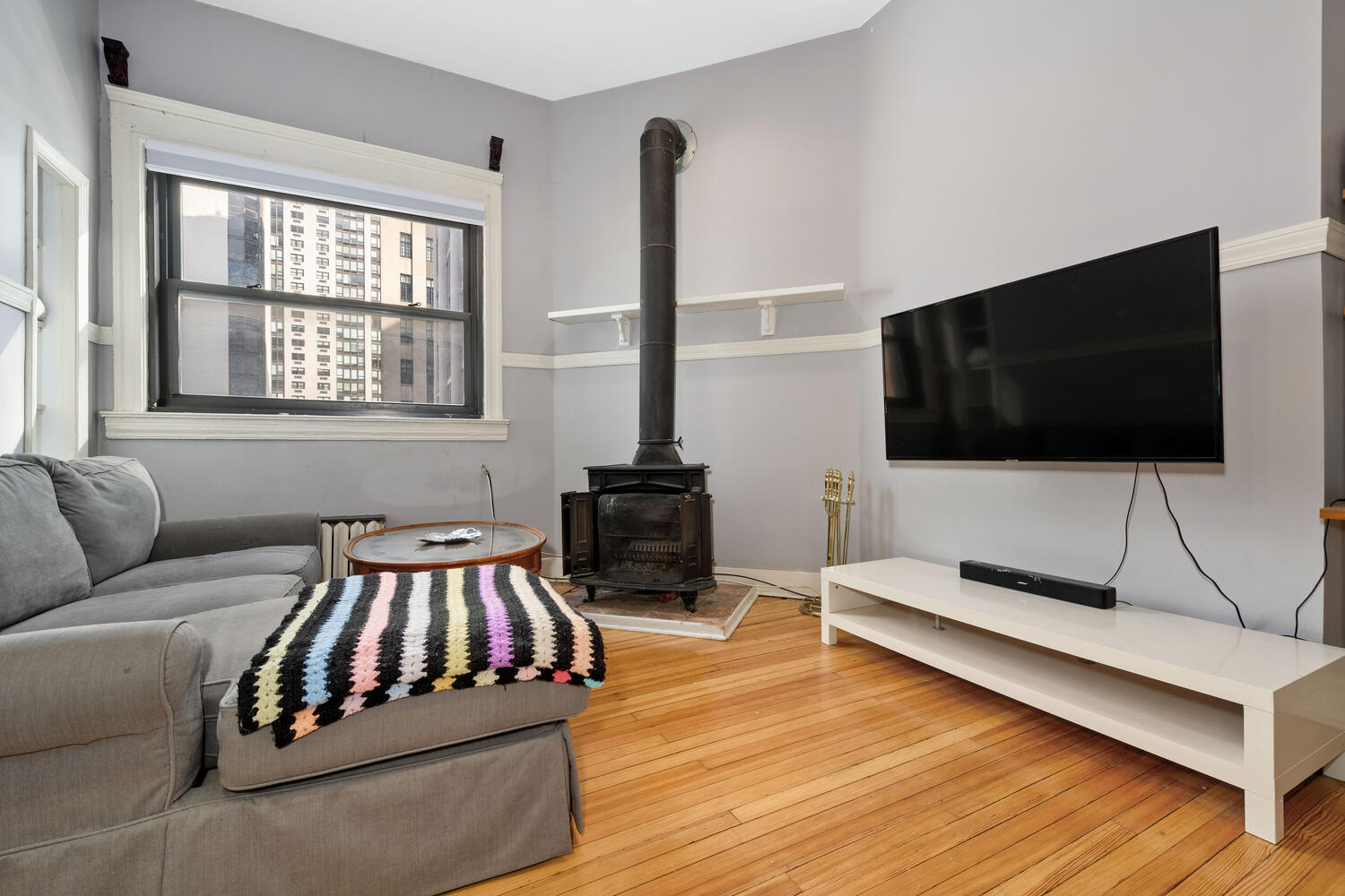 20 East Goethe Street, Unit 605 Chicago, IL 60610 - Photo 4 of 11