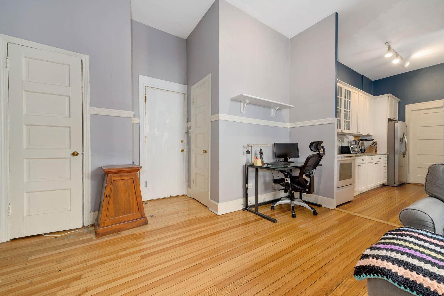 20 East Goethe Street, Unit 605 Chicago, IL 60610 - Photo 5 of 11