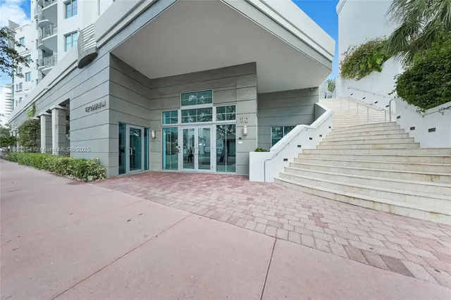 $715,000 | 110 Washington Avenue, Unit 1513, Miami Beach, FL 33139