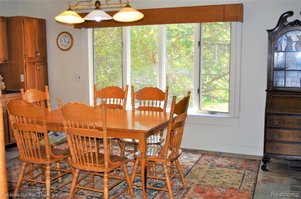 5359 Chase Lake Road Fowlerville, MI 48836 - Photo 7 of 31 Gallery Image 7