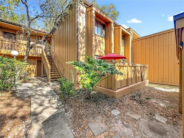 $190,000 | 233 Crown Oaks Way, Unit 233, Longwood, FL 32779