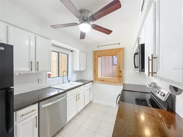 $130,000 | 233 Crown Oaks Way, Unit 233, Longwood, FL 32779