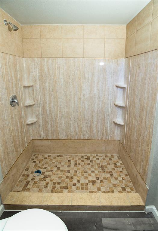 911 West 22nd Street, Unit 303 Austin, TX 78705 - Photo 7 of 23 a view of a bathroom