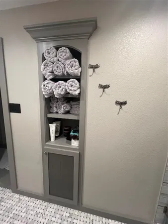 $325,000 | 15435 Carmel Drive, Unit 40, Willis, TX 77318