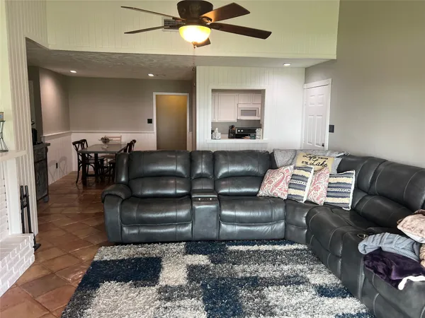 $325,000 | 15435 Carmel Drive, Unit 40, Willis, TX 77318