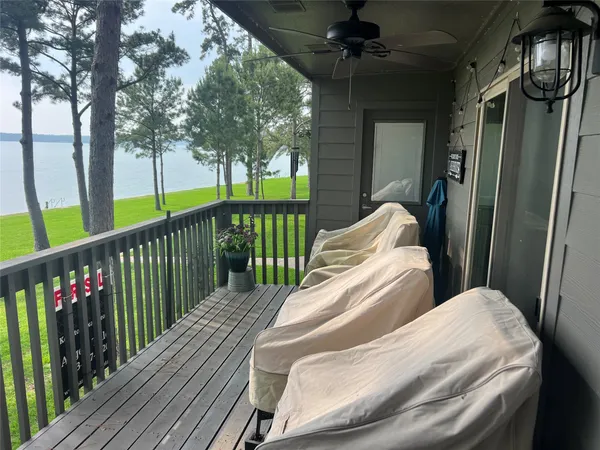 $325,000 | 15435 Carmel Drive, Unit 40, Willis, TX 77318