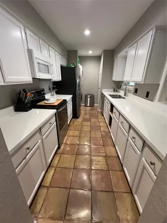 $325,000 | 15435 Carmel Drive, Unit 40, Willis, TX 77318