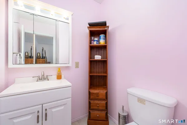 $280,000 | 2 Spice Hill Drive, Unit 2, Wallingford, CT 06492