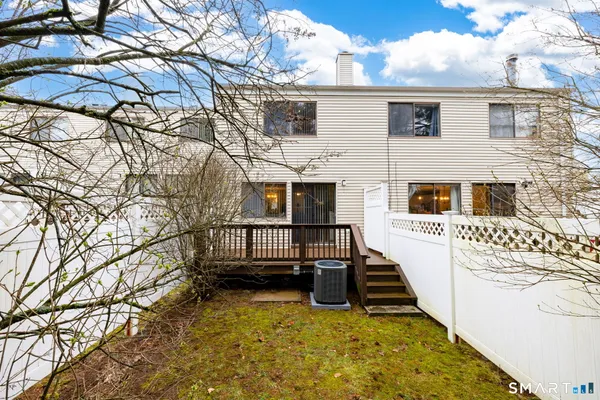 $280,000 | 2 Spice Hill Drive, Unit 2, Wallingford, CT 06492