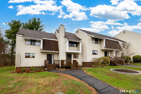 $280,000 | 2 Spice Hill Drive, Unit 2, Wallingford, CT 06492