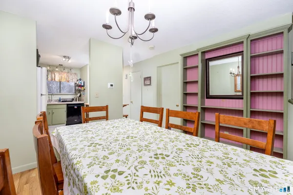 $280,000 | 2 Spice Hill Drive, Unit 2, Wallingford, CT 06492