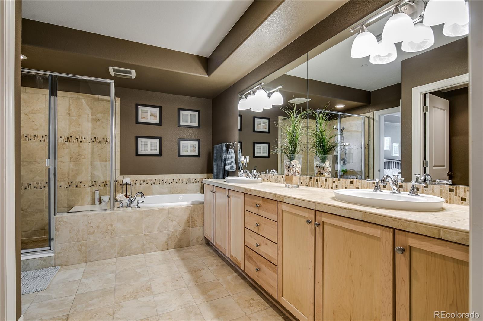 85 Rampart Way, Unit 208 Denver, CO 80230 - Photo 18 of 35 Gallery Image 18