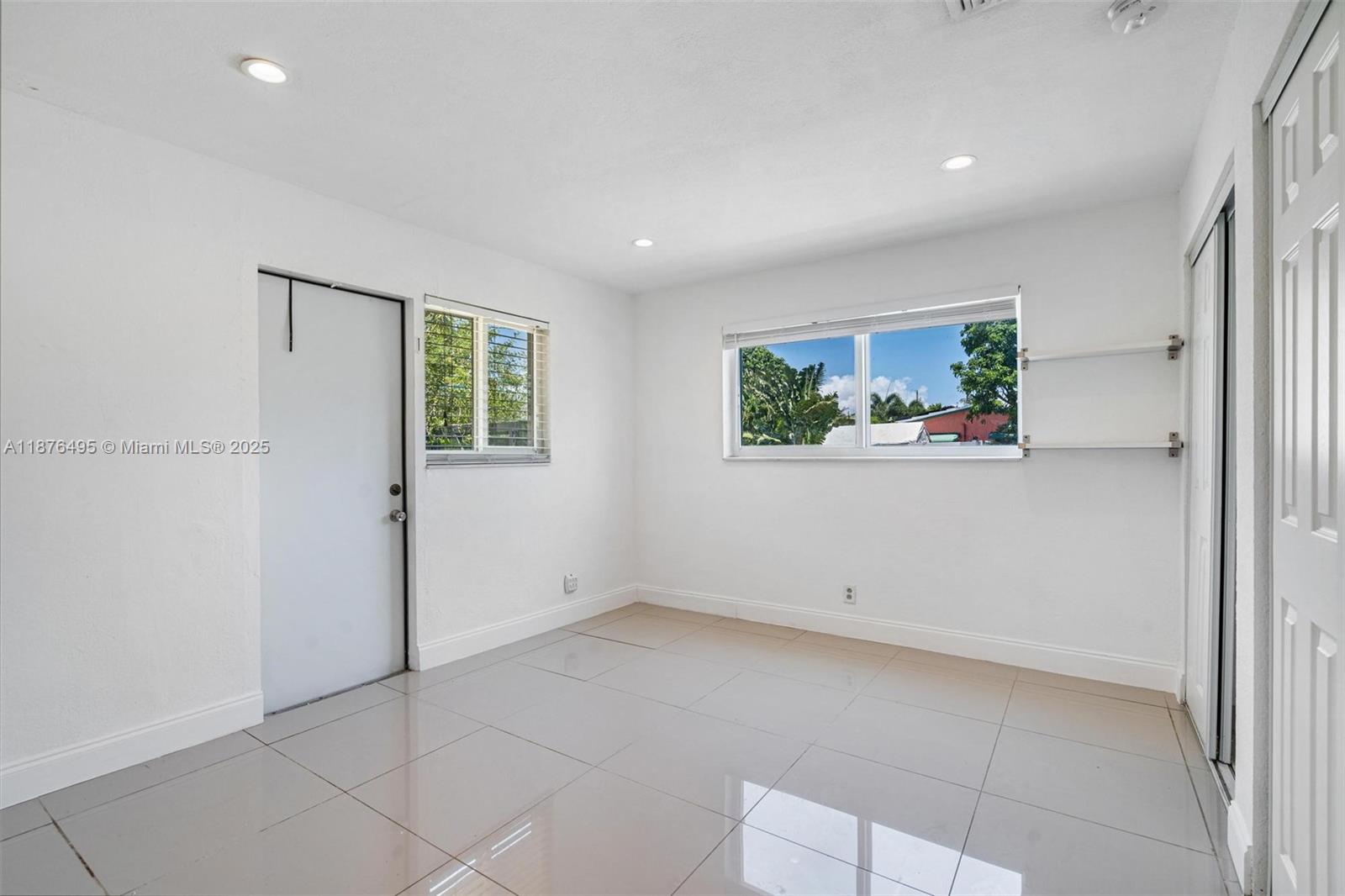 2201 Northeast 14th Avenue, Unit 9 Wilton Manors, FL 33305 - Photo 28 of 30
