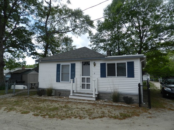 9 T Street Wareham, MA 02571 - Photo 1 of 8