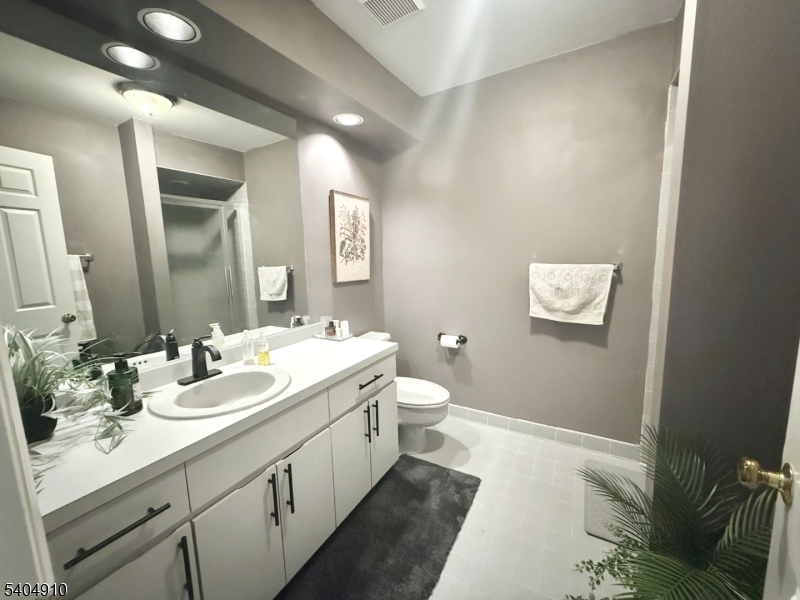 13 Mission Hills Road Annandale, NJ 08801 - Photo 7 of 12