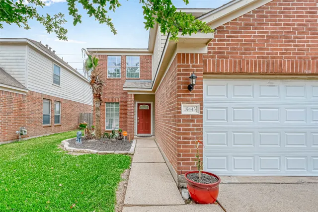 $2,100 | 19443 Maywood Falls Circle, Houston, TX 77084