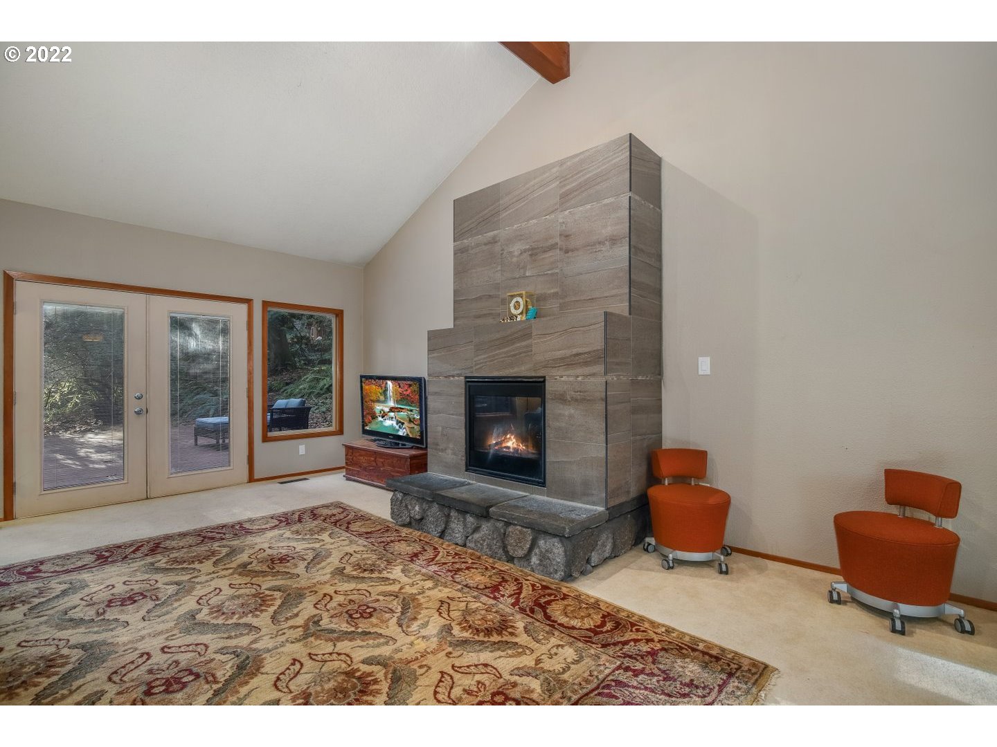 7203 Southeast Barbara Welch Road Portland, OR 97236 - Photo 6 of 32
