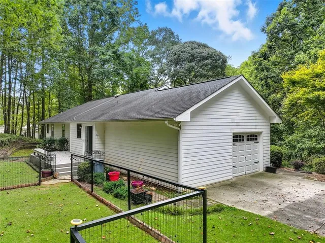 $325,000 | 2903 Lynncliff Dr., Gainesville, GA 30506