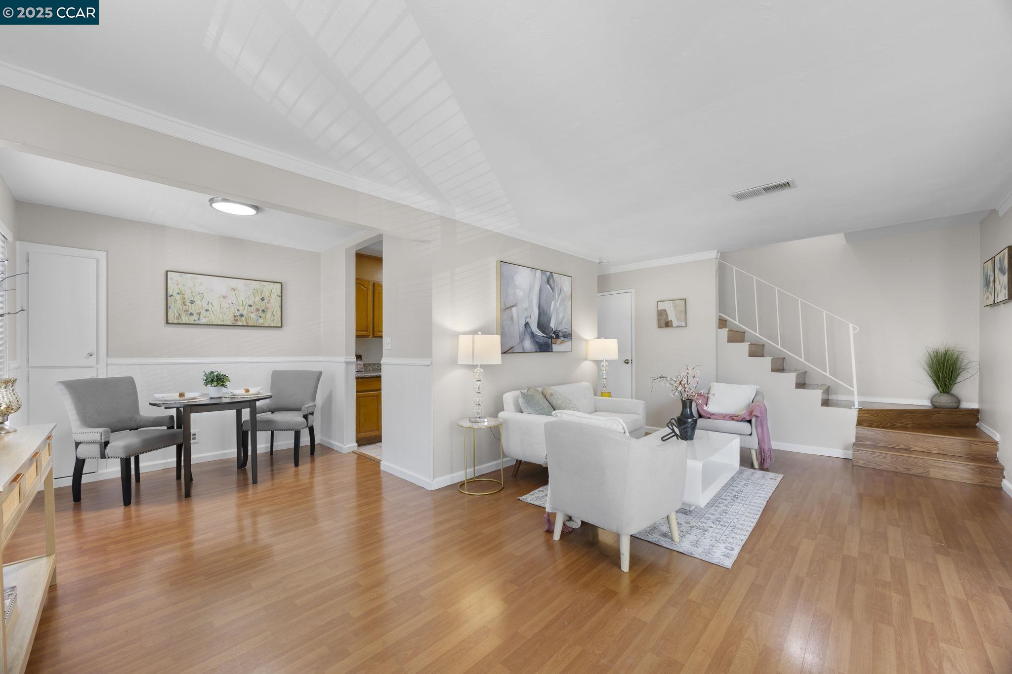 2045 Sierra Road, Unit 2 Concord, CA 94518 - Photo 3 of 18