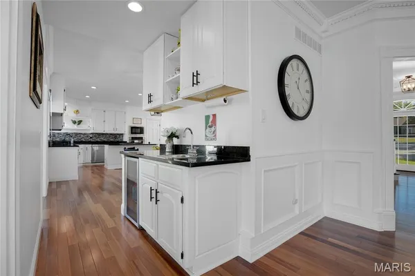 $1,075,000 | 50 Crocknaraw Lane, Weldon Spring, MO 63304