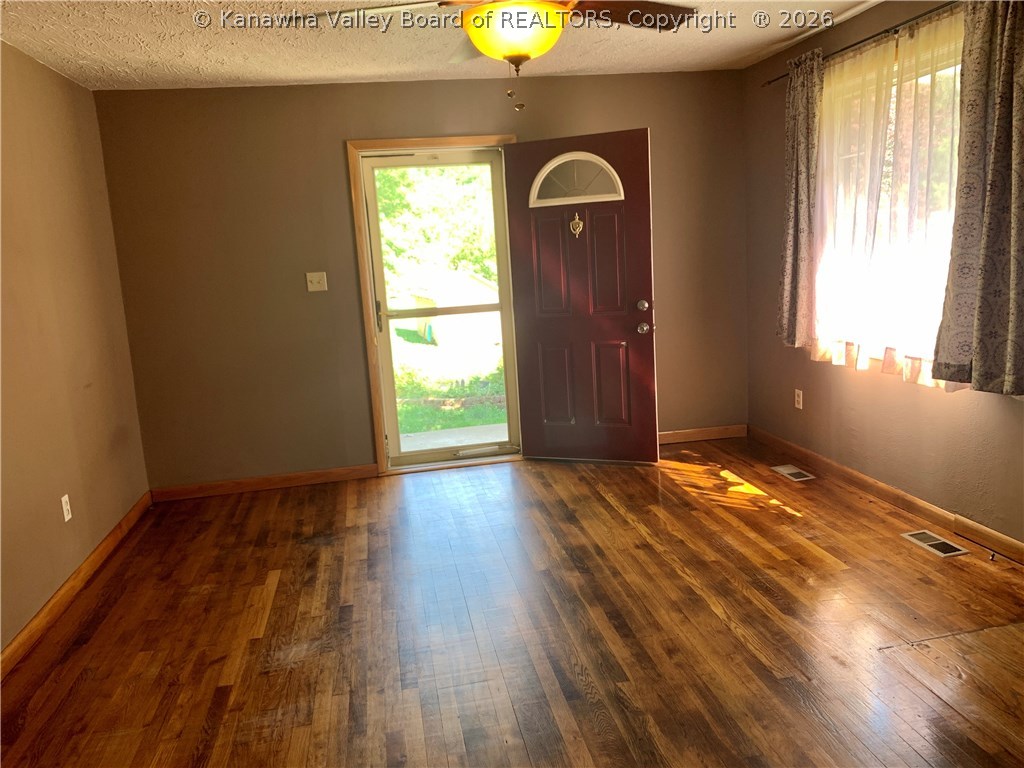 5497 Jerrys Run Road Apple Grove, WV 25502 - Photo 10 of 21 Gallery Image 10
