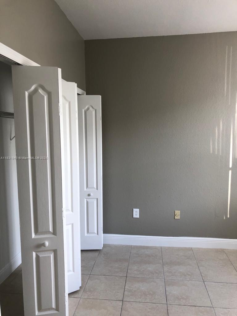 1663 Southeast 29th Street, Unit 109 Homestead, FL 33035 - Photo 8 of 32