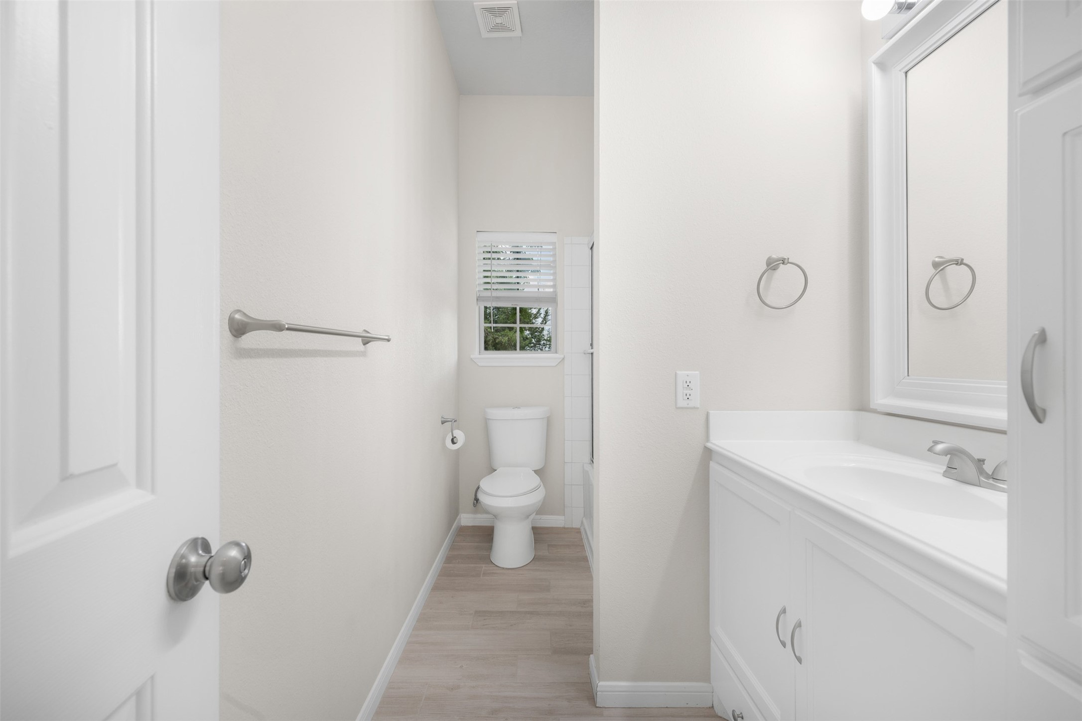 3500 Fazzino Lane Bryan, TX 77807 - Photo 16 of 42 Second Bathroom