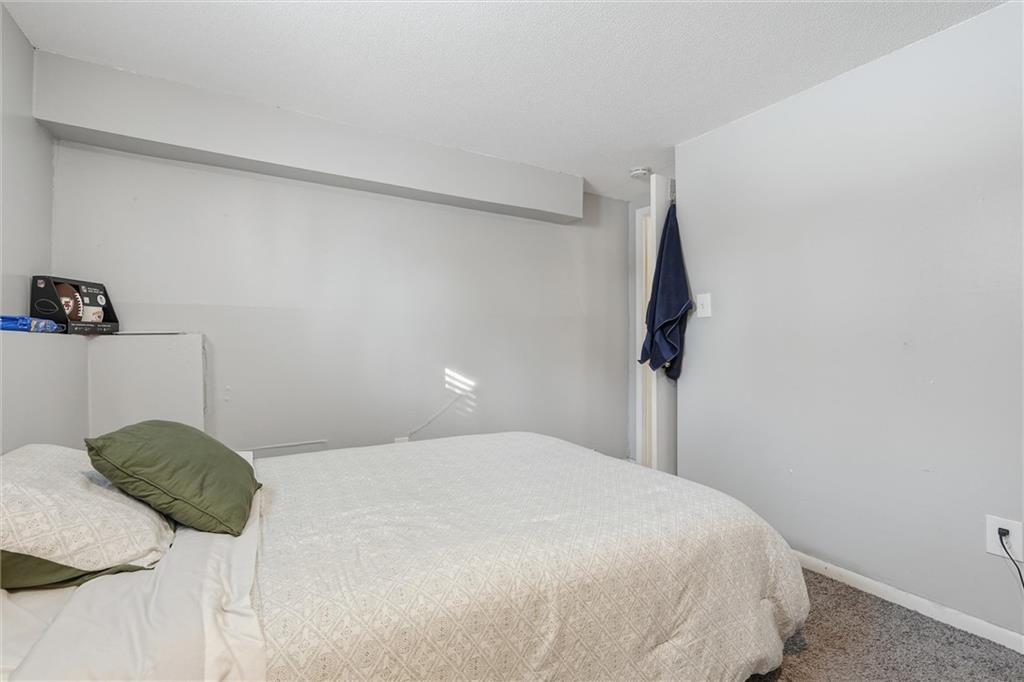 1409-1411 East Ridgeway Drive Olathe, KS 66061 - Photo 24 of 35