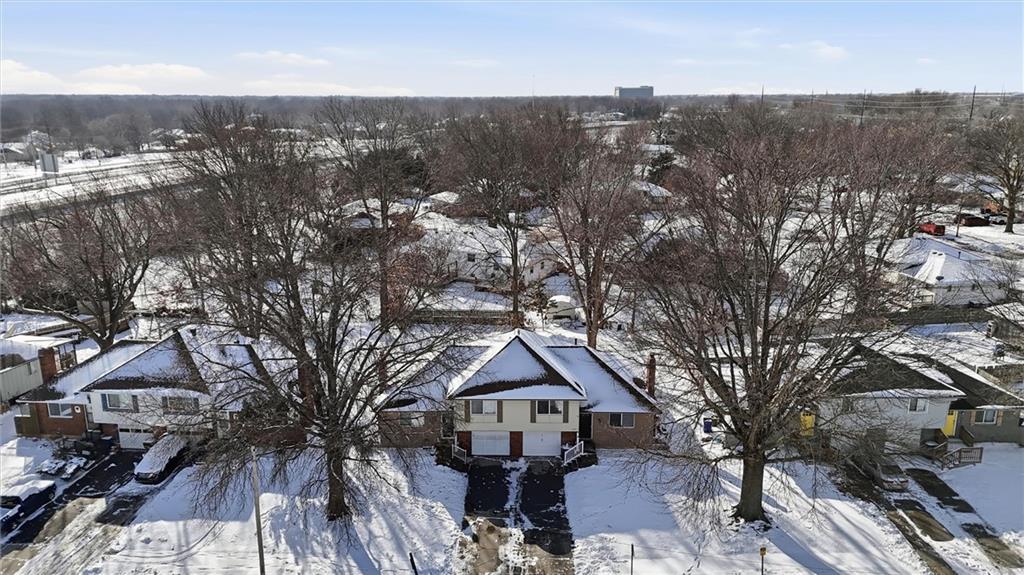1409-1411 East Ridgeway Drive Olathe, KS 66061 - Photo 31 of 35