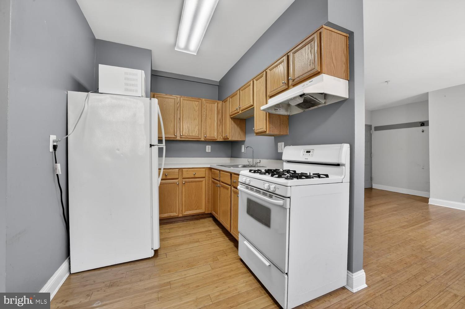 1440 W Street Northwest, Unit 304 Washington, DC 20009 - Photo 8 of 20