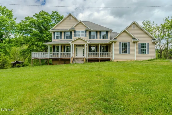 $999,900 | 2898 Watauga Road, Johnson City, TN 37601
