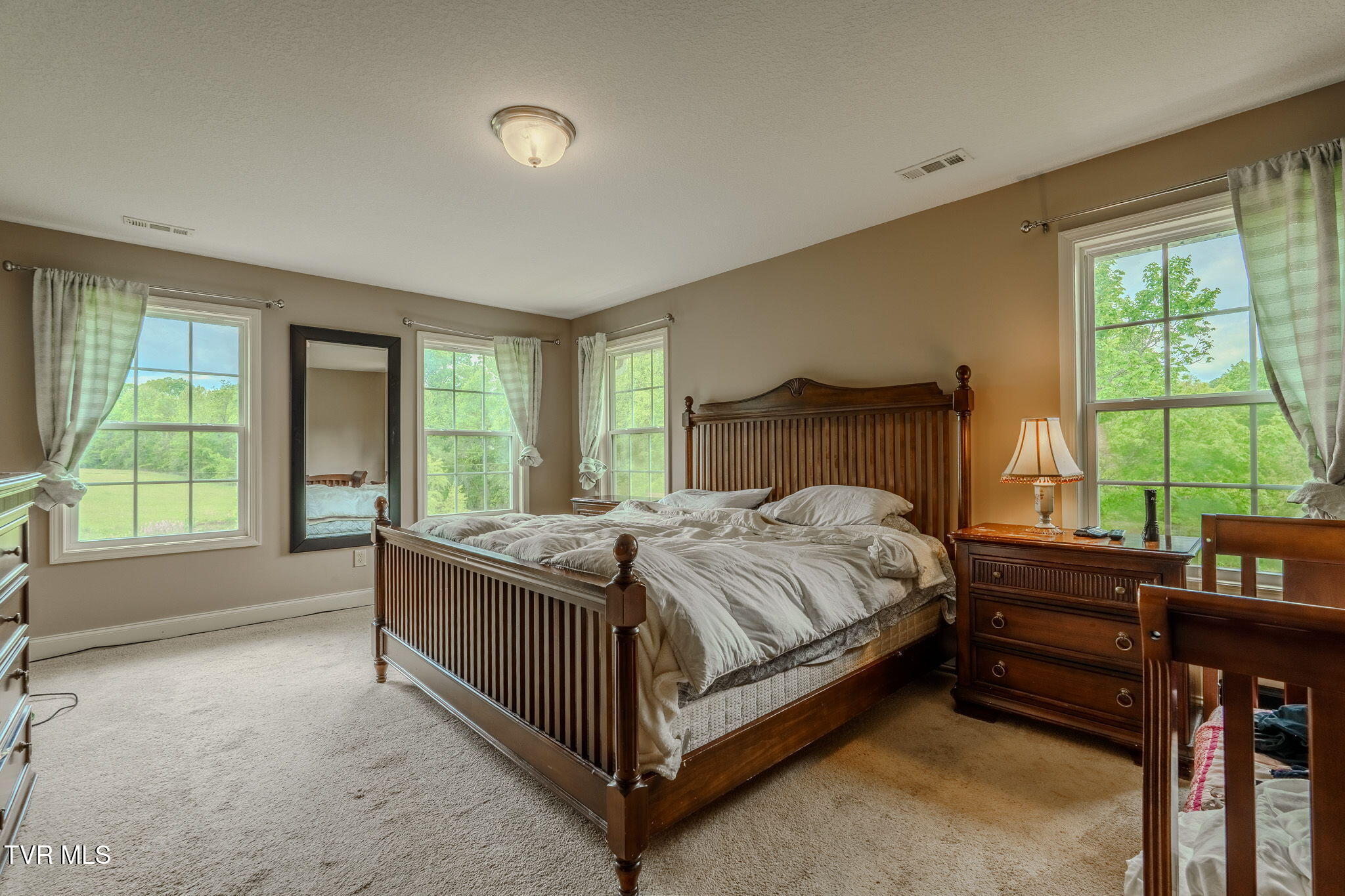 2898 Watauga Road Johnson City, TN 37601 - Photo 25 of 45 13-web-or-mls-_DSC4024-HDR
