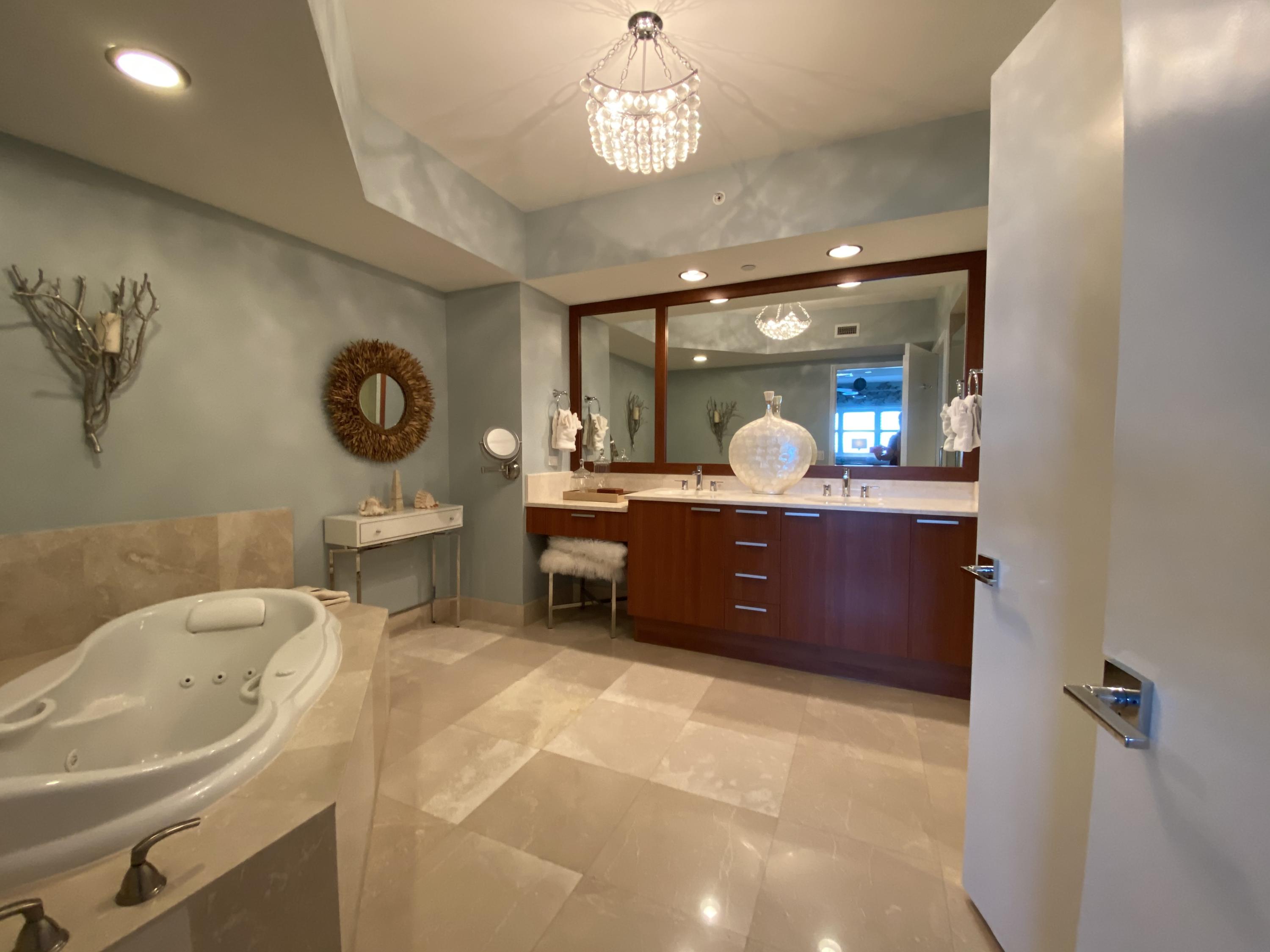 2640 Lake Shore Drive, Unit 2211 Riviera Beach, FL 33404 - Photo 16 of 27 Master Bath