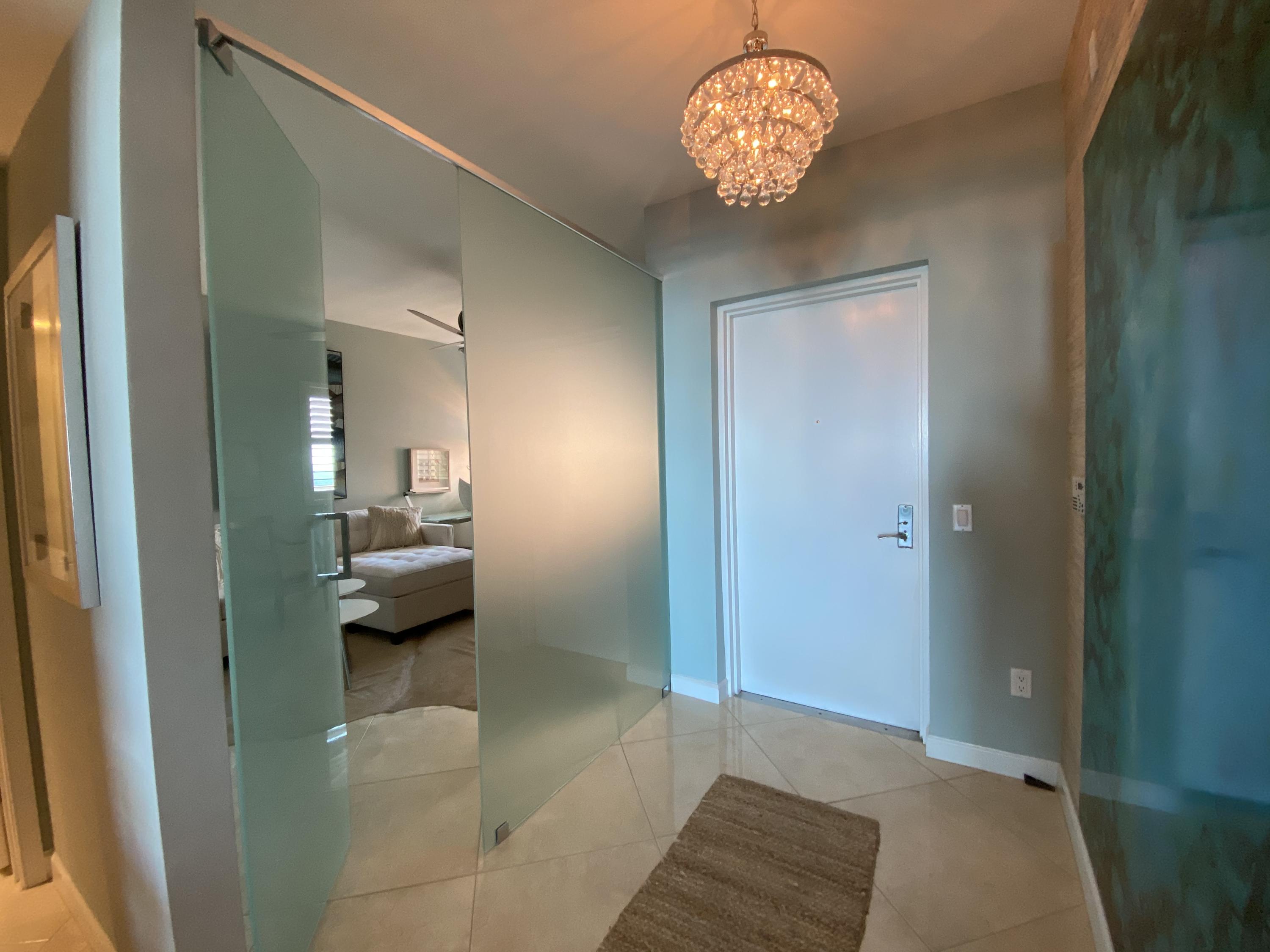 2640 Lake Shore Drive, Unit 2211 Riviera Beach, FL 33404 - Photo 21 of 27 Guest Bedroom #3