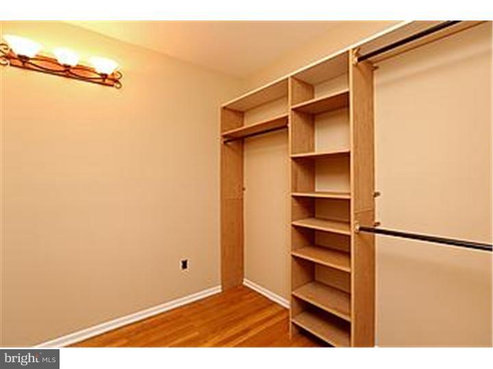 3216 Nottingham Road Norristown, PA 19403 - Photo 17 of 25 Walk-in Closet
