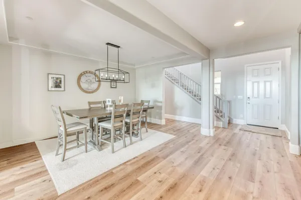 $770,000 | 3076 Portals Avenue, Clovis, CA 93619