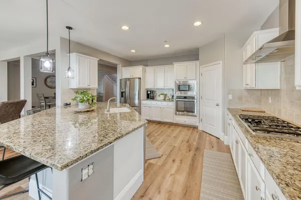 $770,000 | 3076 Portals Avenue, Clovis, CA 93619