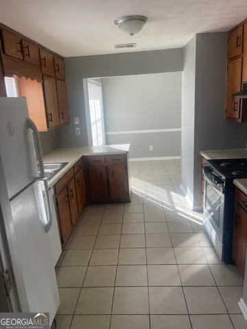 $1,500 | 2611 Country Trace Southeast, Unit B, Conyers, GA 30013