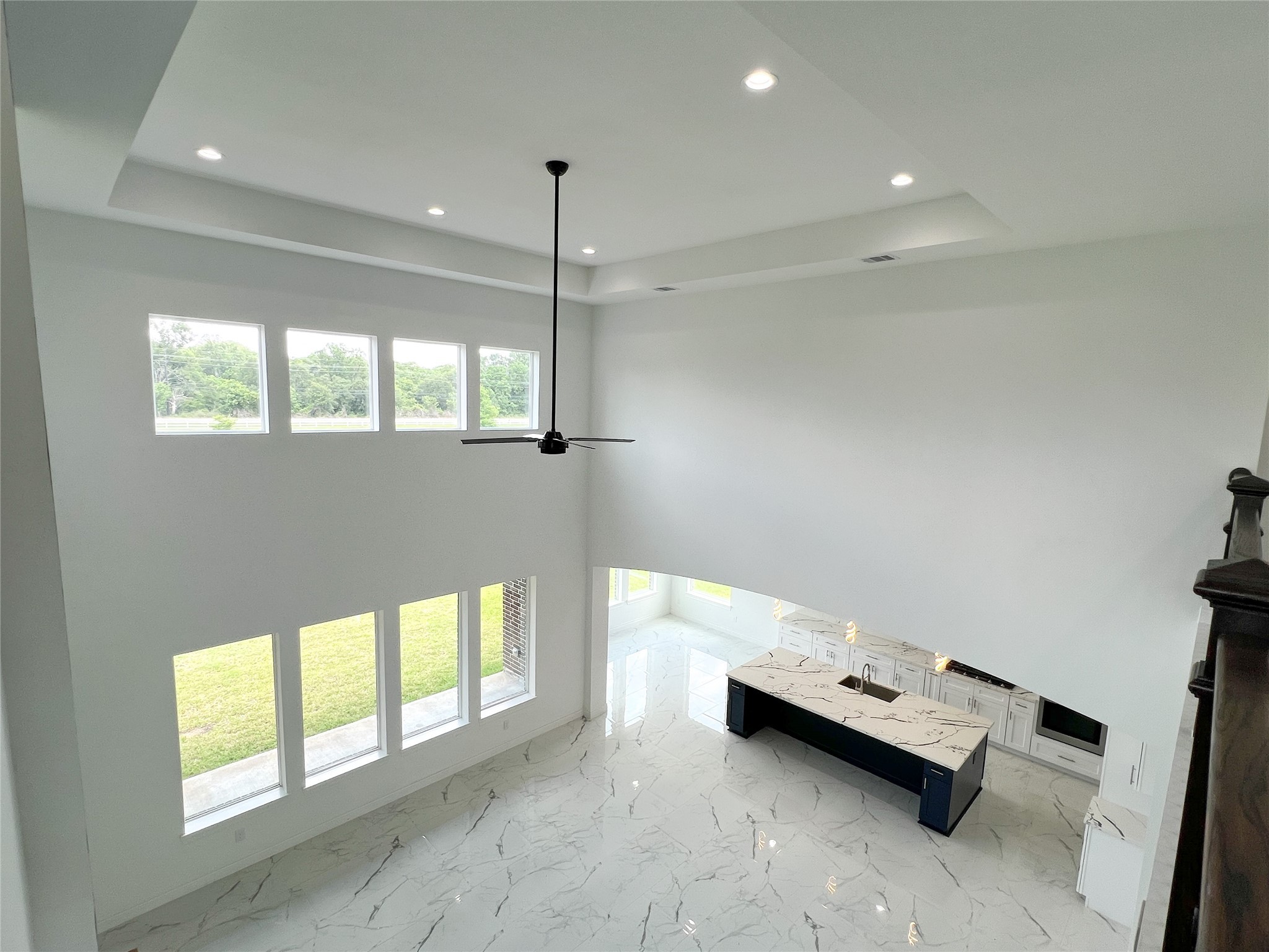 126 Lakeland Circle Rosharon, TX 77583 - Photo 15 of 41 Living area, upstairs view