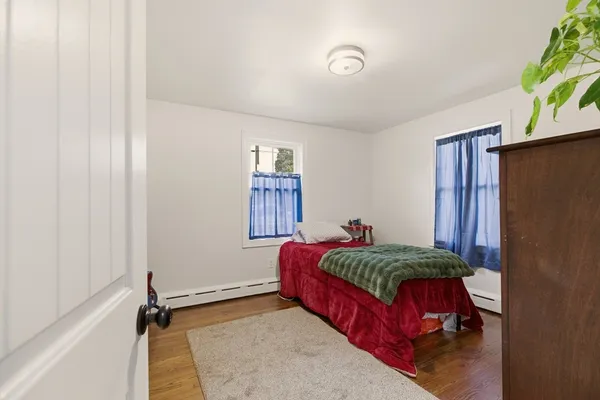 $589,000 | 739 East, Tiverton, RI 02878