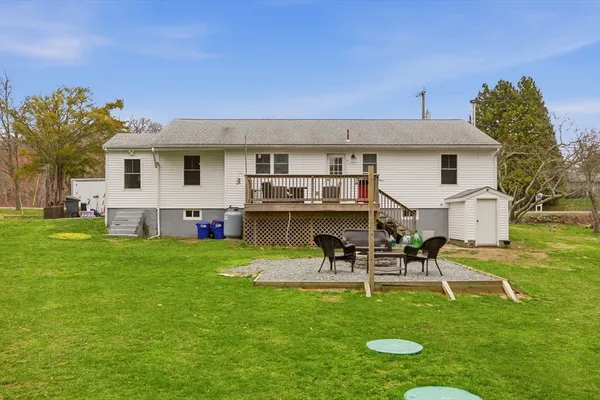 $589,000 | 739 East, Tiverton, RI 02878