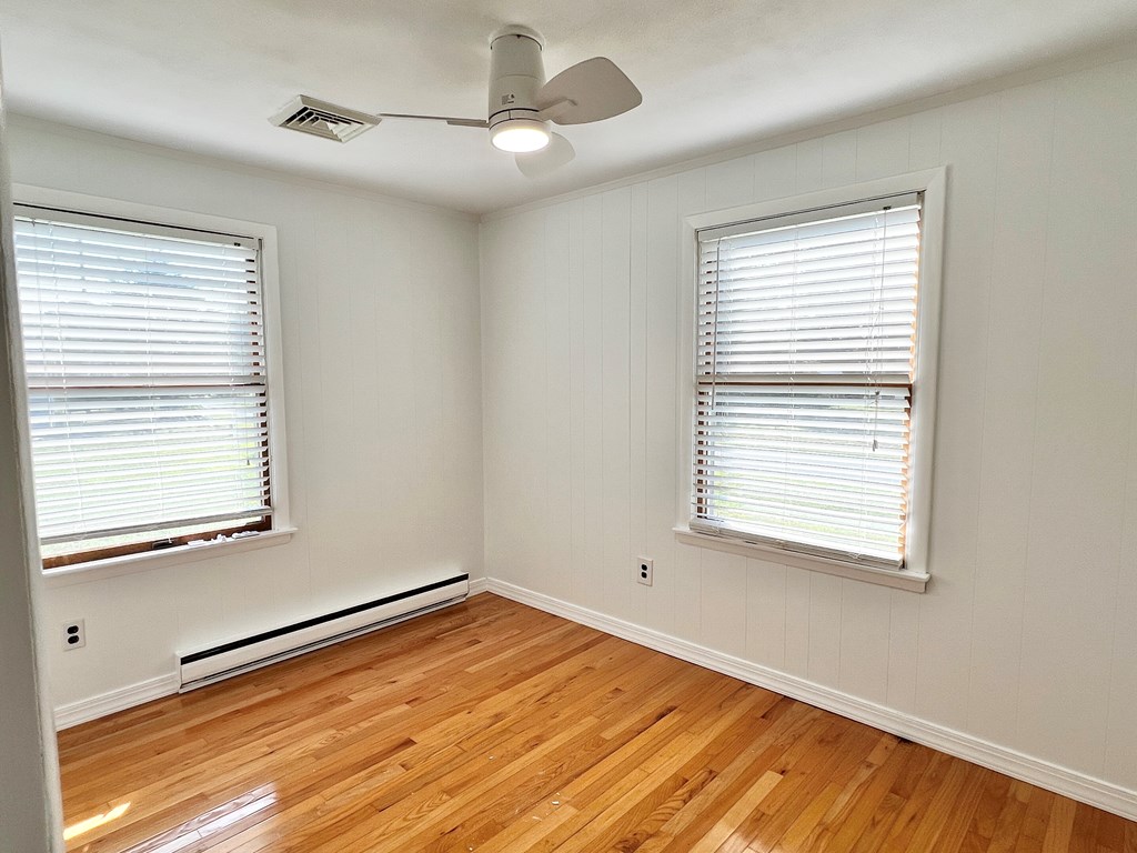 31388 Cedar View Road Painter, VA 23420 - Photo 10 of 37