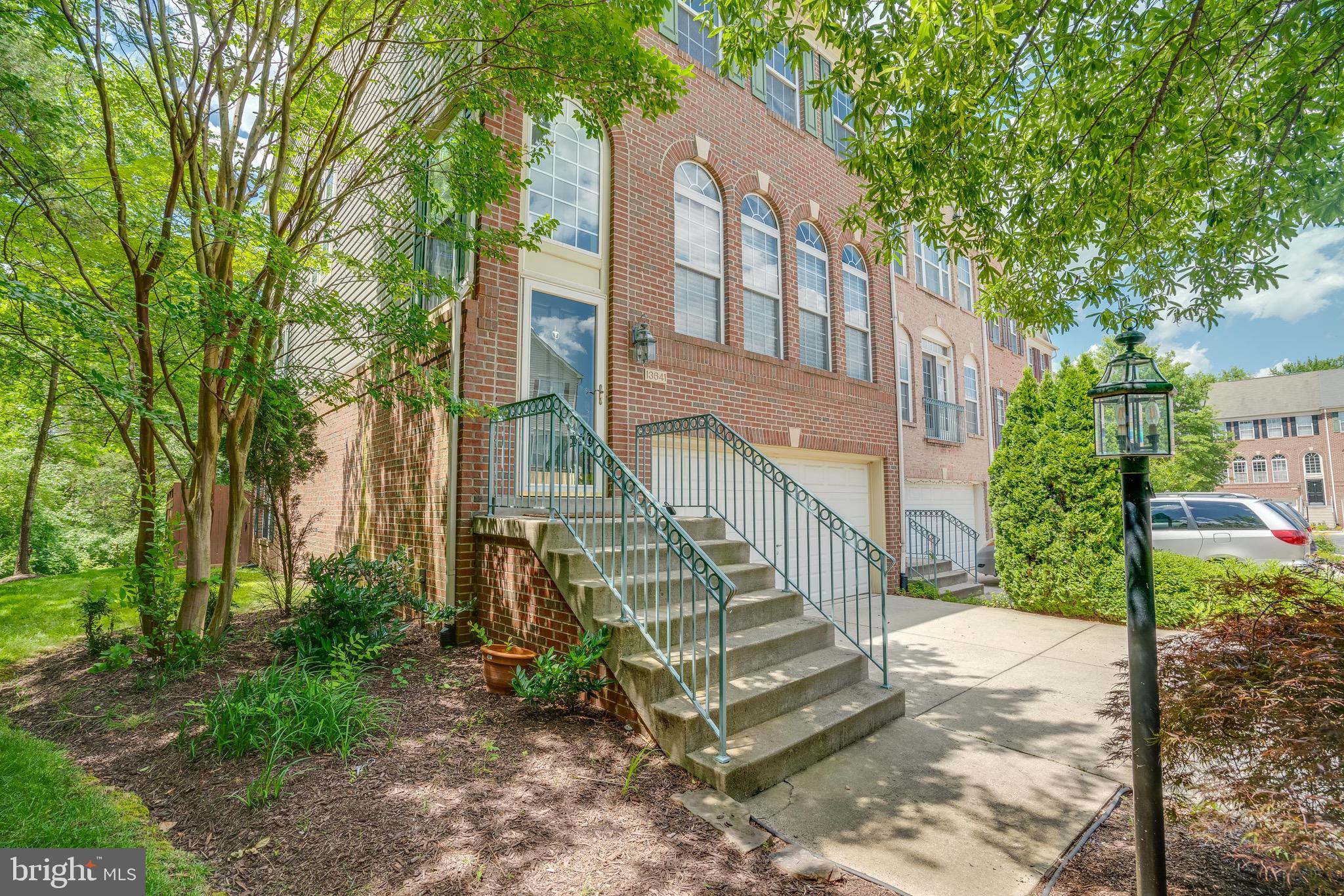 13641 Cedar Run Lane Herndon, VA 20171 - Photo 3 of 56