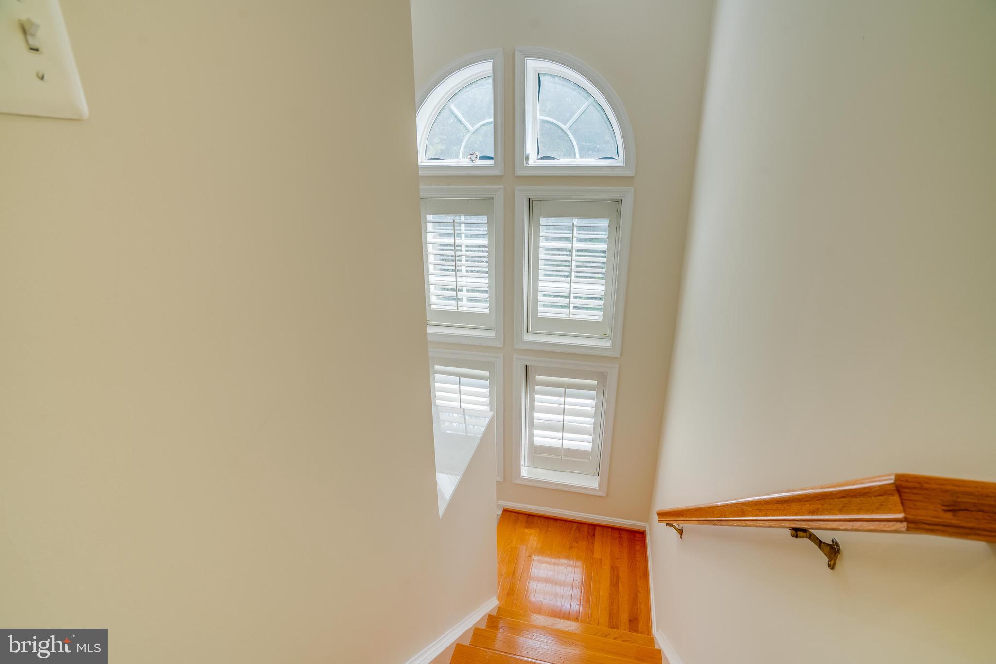 13641 Cedar Run Lane Herndon, VA 20171 - Photo 26 of 56 an empty room with windows