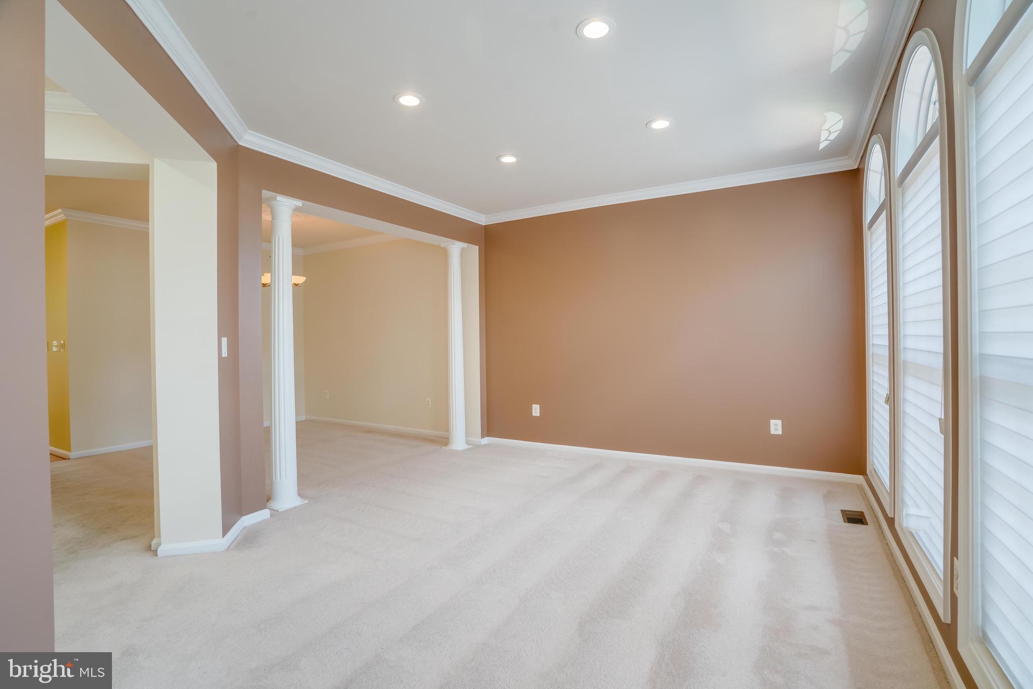 13641 Cedar Run Lane Herndon, VA 20171 - Photo 7 of 56