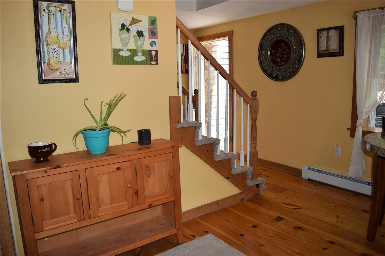333 Old Post Road Newbury, NH 03255 - Photo 7 of 22