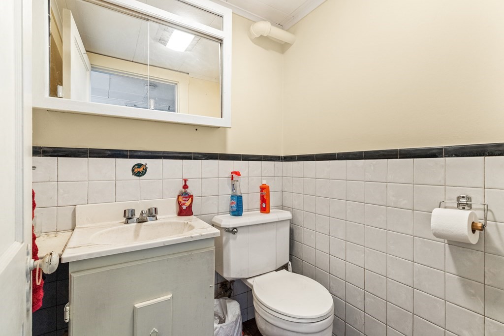 18 Braman Street Danvers, MA 01923 - Photo 25 of 36