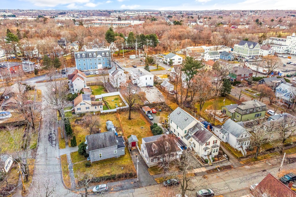 18 Braman Street Danvers, MA 01923 - Photo 4 of 36