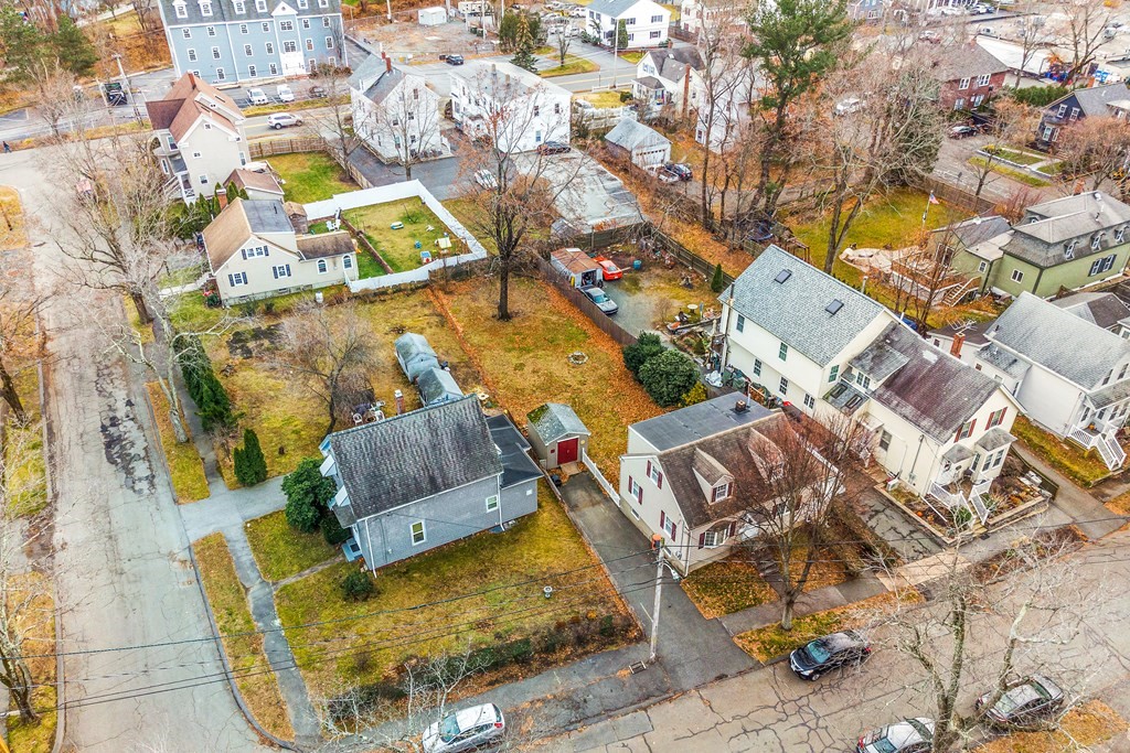 18 Braman Street Danvers, MA 01923 - Photo 5 of 36