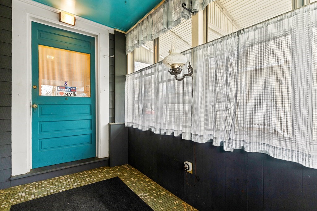 18 Braman Street Danvers, MA 01923 - Photo 6 of 36